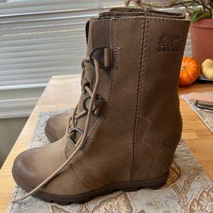Sorel Joan of Arctic II wedge size 8.5 brown leather